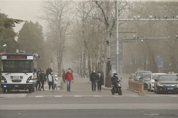 ▲▼北京沙塵暴霧霾。（圖／路透）
