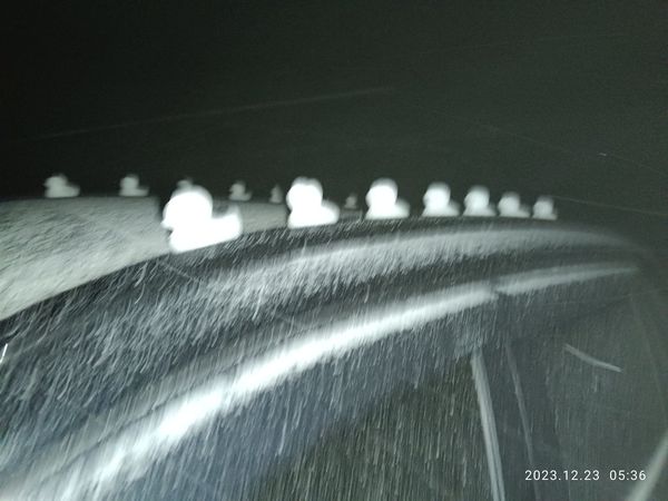 ▲▼       合歡山下雪      。（圖／民眾黃先生提供）