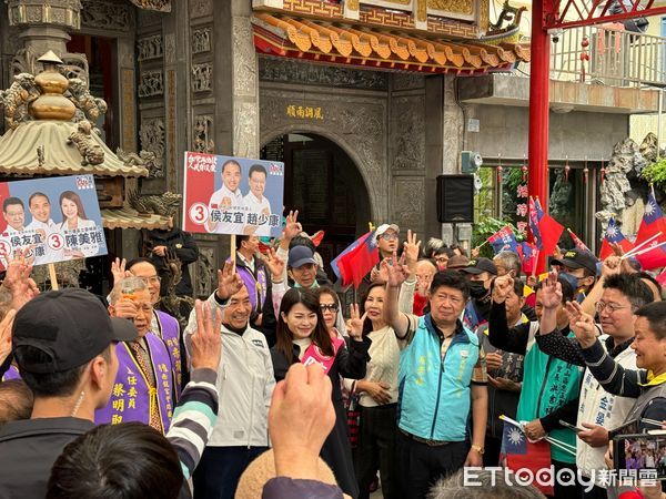 ▲▼民進黨籍、高雄市嘉義同鄉會理事長蔡崇銘力挺侯友宜。（圖／記者崔至雲攝）