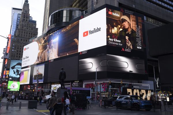 ▲▼周杰倫新歌MV登上在紐約及洛杉磯的巨型戶外螢幕。（圖／杰威爾提供）