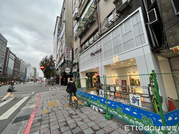 ▲▼        南京東路     。（圖／記者項瀚攝）