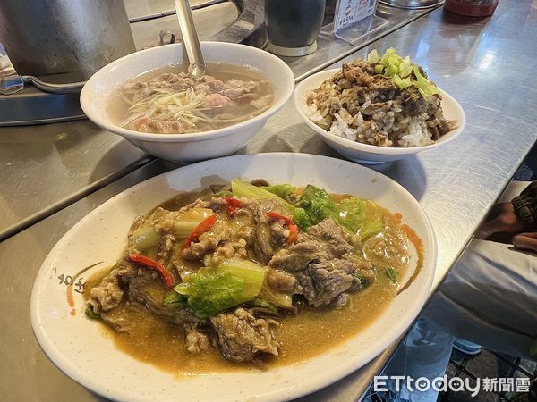 ▲基隆滷肉飯王者爭霸。（圖／記者楊惠琪攝）