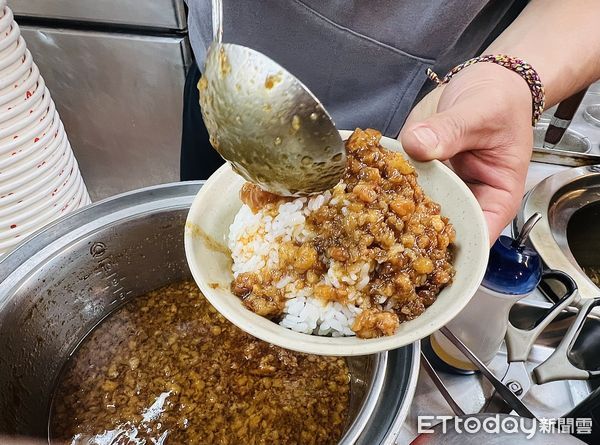 ▲基隆滷肉飯王者爭霸。（圖／記者楊惠琪攝）