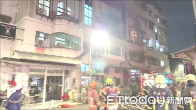 快訊／新北民宅2樓屋內起火　全面燃燒警消馳騁救援
