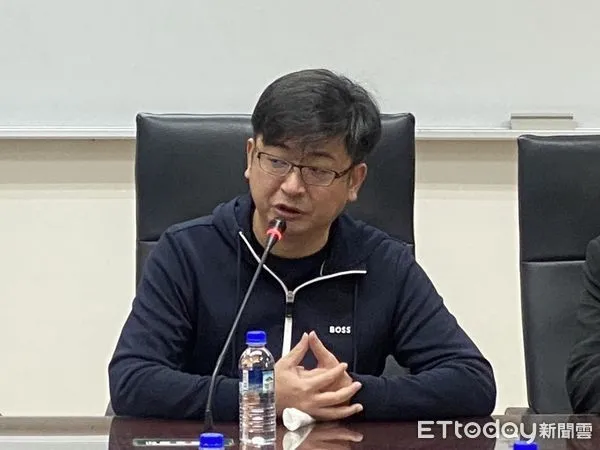 ▲彰化縣議會議長謝典林27日出席「全國地方議會議長副議長聲援屏東縣議長周典論」。（圖／記者黃國霖攝）