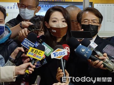 高虹安出庭聲請勘驗偵訊光碟　律師舌戰檢方誤解「審完要3年」