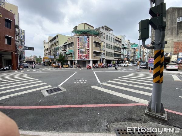 ▲以「人本交通」為出發點所推動的「百大路口安全行動」，在台南市道安團隊齊心協力下，相關工程改善已提前達標全數完成。（圖／記者林東良翻攝，下同）