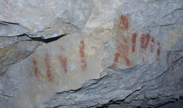 ▲西藏梅龍達普洞穴遺址內的岩畫。（圖／翻攝新華視點）