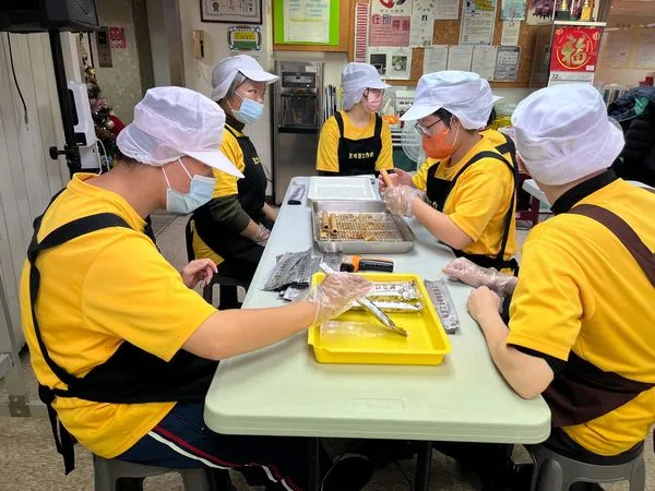 ▲▼    頂新和德「食公益」計畫支持培力自立，攜手支持弱勢族群前行         。（圖／頂新）