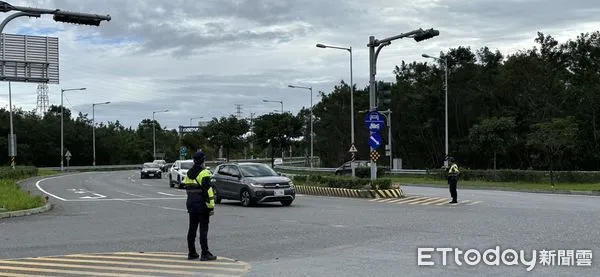 ▲▼東區養護工程分局表示，元旦連假第一天上午，蘇花路廊多處路段壅塞呈現車多速緩情形。（圖／記者王兆麟翻攝，下同）