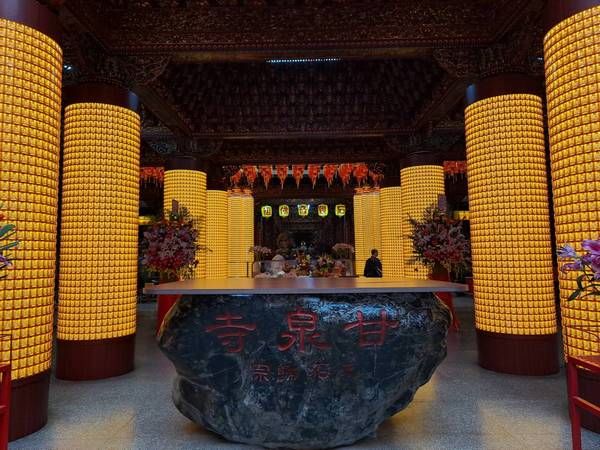 ▲石觀音甘泉寺智慧型光明燈啟用　