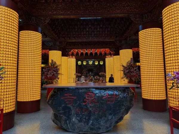 ▲石觀音甘泉寺智慧型光明燈啟用　