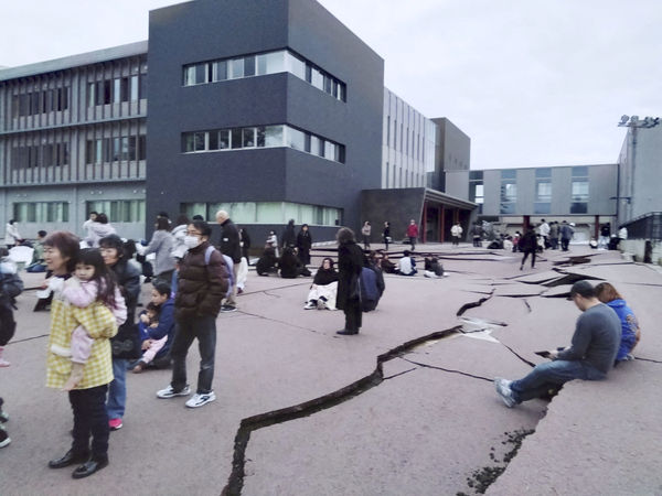 ▲▼日本石川縣能登半島7.6地震,救難人員救災,民眾避難。（圖／路透）