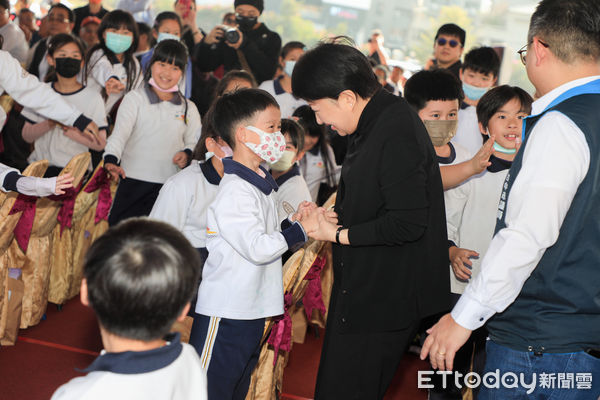 ▲台中北屯廍子國中今動土開工，盧秀燕：新設學校盼舒緩就學需求。（圖／市政府提供）