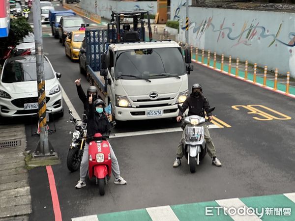 ▲▼柯文哲桃園車掃下午場，楊梅、中壢。（圖／記者袁茵攝）