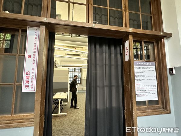 ▲▼台灣設計研究院和中央選舉委員會攜手，針對「選舉美學」進行三階段優化。（圖／記者林育綾攝）