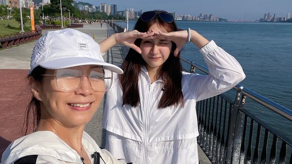 ▲24歲星二代于齊薇是女星方文琳的二女兒。（圖／翻攝自于齊薇臉書）