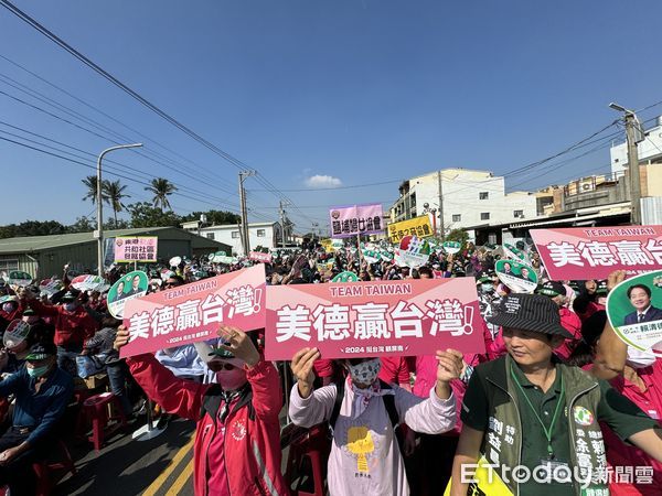 ▲2024總統暨立委大選倒數八天，民進黨總統候選人賴清德5日第七度造訪屏東，替屏南立委候選人徐富癸拉抬聲勢。（圖／記者陳弘修翻攝）