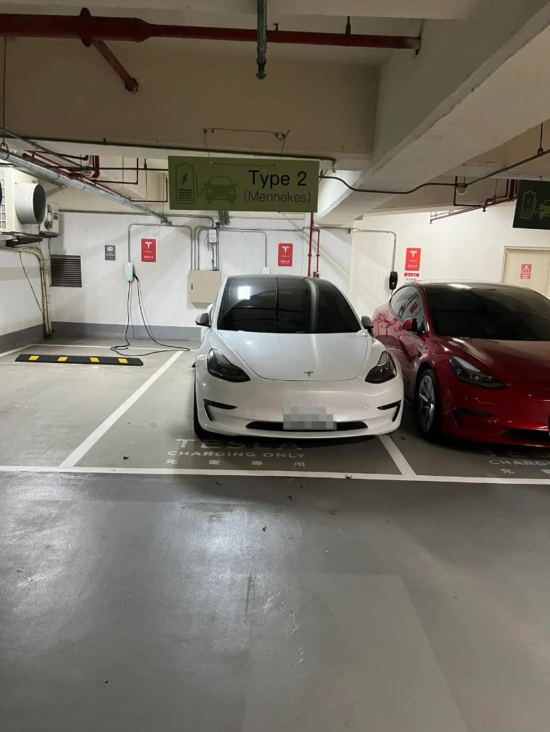 ▲▼。（圖／翻攝自Facebook／TESLA Taiwan Model 3/Y 特斯拉台灣車主群）