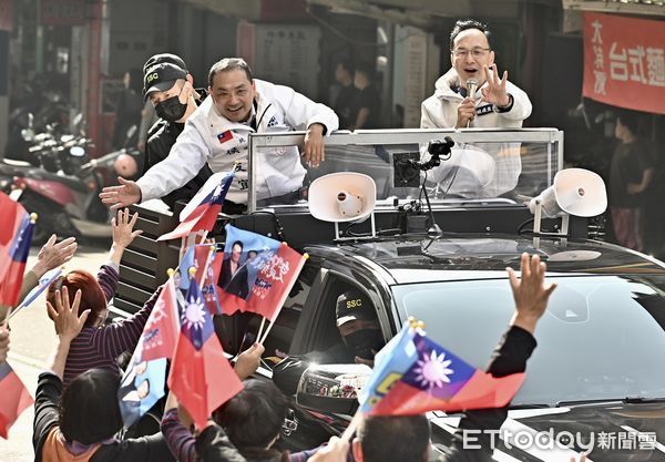 ▲▼侯友宜新北市板橋車隊掃街。（圖／記者李毓康攝）