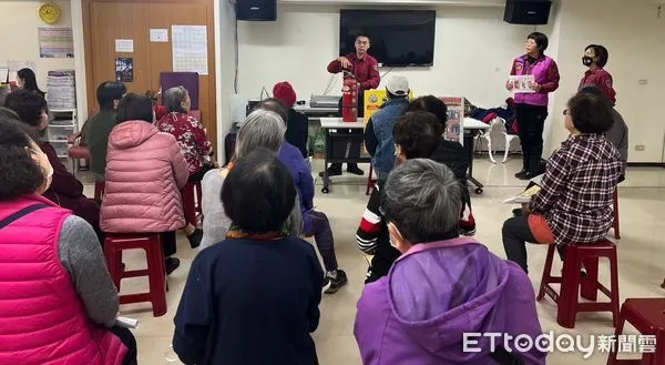 ▲家庭逃生1216原則學起來 基隆攜手社區共創平安新年。（圖／記者郭世賢翻攝）