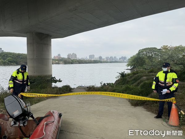 ▲▼大漢橋下水面發現男浮屍             。（圖／記者陳以昇翻攝）