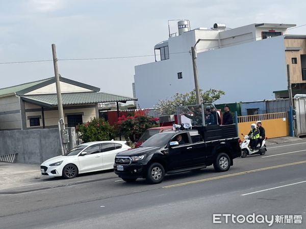 ▲▼▲▼賴清德今天展開環台車掃前接受媒體聯訪。（圖／記者呂晏慈攝）。（圖／記者呂晏慈攝）