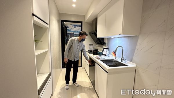 ▲▼高雄,預售,賣壓,預售案,三民,楠梓,左營,高雄市市調協會             。（圖／記者張雅雲攝）