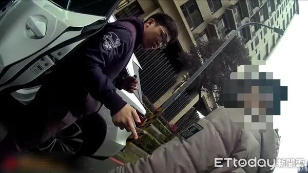 ▲▼ 桃園女司機當車手遭逮            。（圖／記者戴上容翻攝）