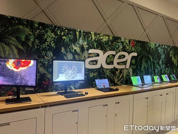 ▲▼宏碁、華碩參展CES。（圖／記者高兆麟攝）