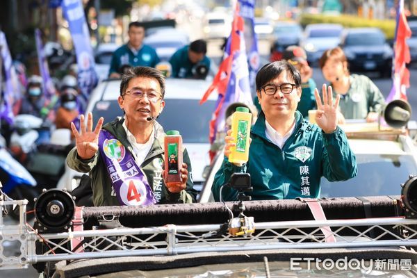 ▲▼陳其邁今日陪同許智傑車隊掃街，喊話一票不能少。（圖／賴清德高雄競總提供）