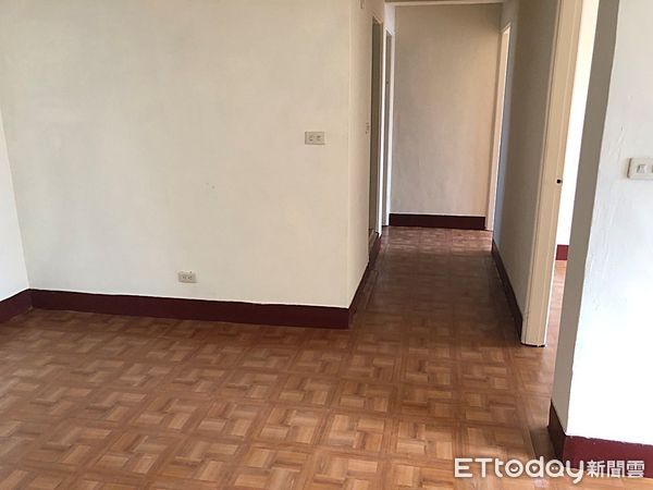 ▲▼28坪房每月房租3500元！高雄勞工住宅限量招租　申請資格出爐。（圖／記者賴文萱翻攝）