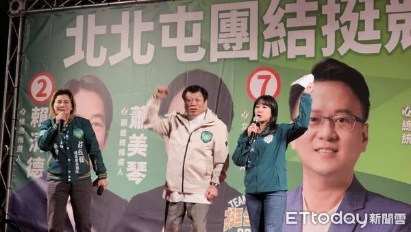 ▲綠營立委莊競程今選前之夜，知名醫師們都來了。（圖／記者游瓊華攝）