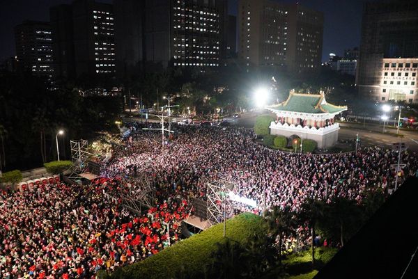 ▲▼「台灣美德站出來，凱道護國之夜」造勢晚會將在今天晚間7點半登場。（圖／競選總部提供）