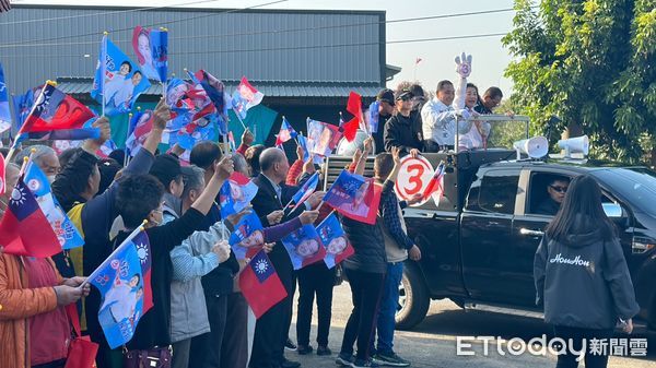 ▲▼侯友宜台中掃街,楊瓊瓔。（圖／記者許權毅攝）