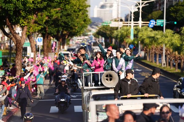 ▲▼賴清德蕭美琴台北市車掃。（圖／競選總部提供）