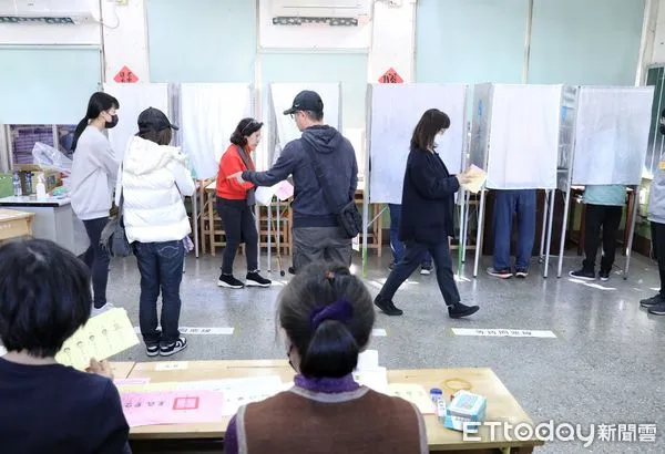 ▲▼2024總統大選 民眾投票 投票所。（圖／記者屠惠剛攝）