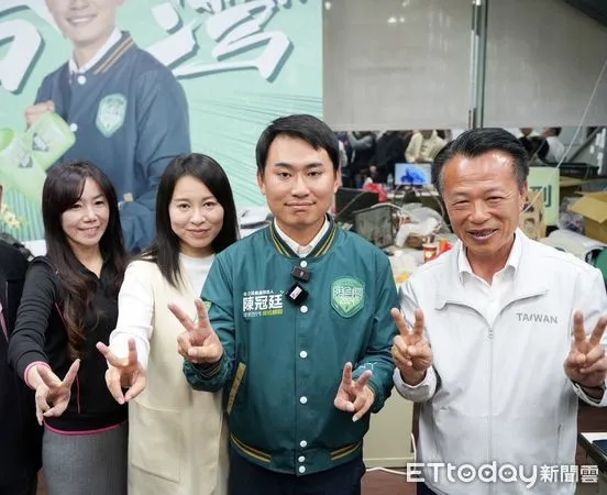 ▲▼ 民進黨嘉義縣山區立委候選人陳冠廷謝票  。（圖／記者翁伊森翻攝）