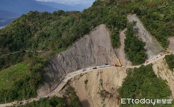 ▲▼赤科山災復工程進度超前預定進度。（圖／花蓮縣政府提供，下同）