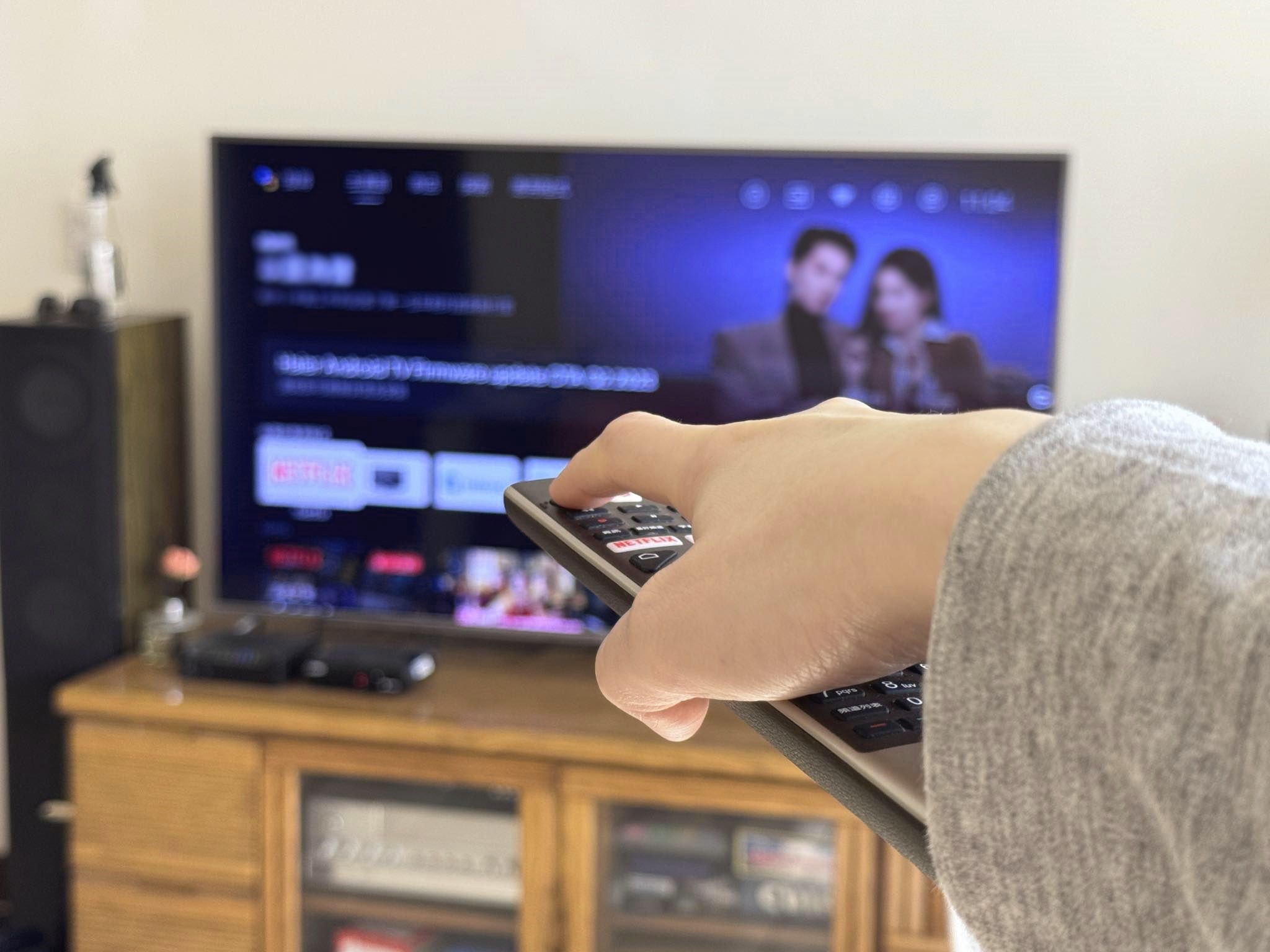 ▲▼看電視,機上盒,網路電視,追劇,看劇,客廳,房間,第四台。（示意圖／記者鄺郁庭攝）