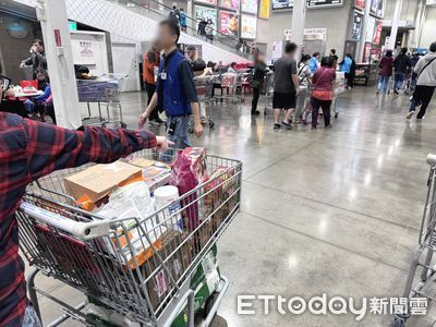 好市多隱藏版福利！選對時段逛「食物爽吃」　會員：不是天天有