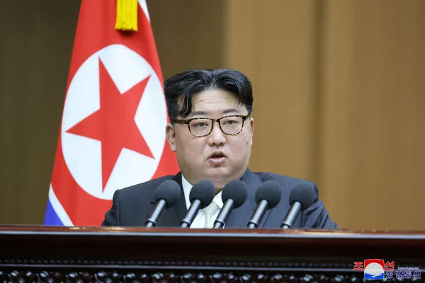 ▲▼北韓最高領導人金正恩15日在最高人民會議上發表施政演說。（圖／路透）