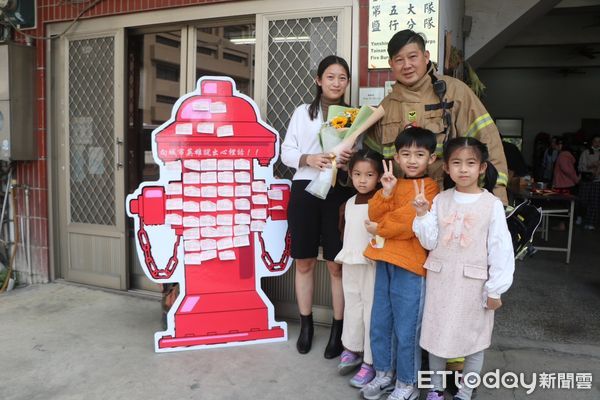 ▲台南市消防第五大隊鹽行分隊，特舉辦城市英雄消防家庭日，由消防員、義消邀請家人親友同樂。（圖／記者林東良翻攝，下同）