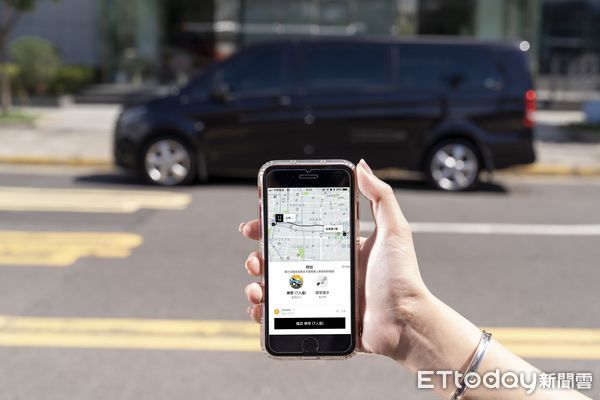 ▲▼尾牙旺季叫車旅客多一成，Uber推出優惠和4安全功能。（圖／Uber提供）