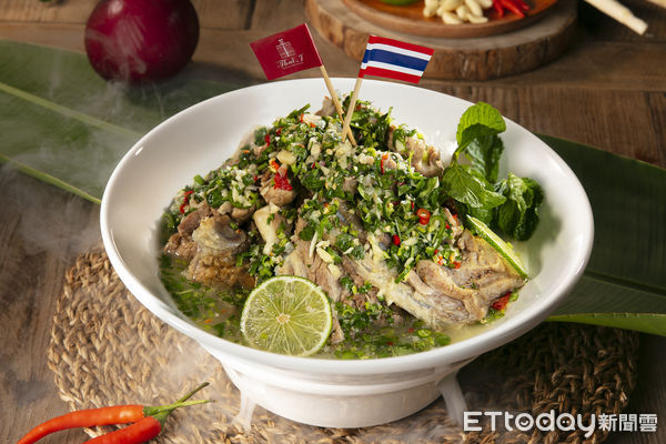 ▲迎接農曆春節，主打泰北料理的「Thai J」應景推出泰式年菜雙層拼盤（圖／Thai J提供）