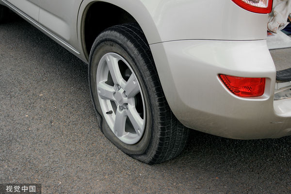 車子,汽車,車禍,事故,輪胎,漏氣,爆胎（示意圖／CFP）