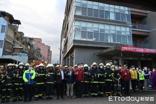 ▲台東縣消防局，在東基醫療財團法人附設迦南護理之家，實施春節期間加強火災搶救整備作業兵棋推演暨實兵演練。（圖／記者楊漢聲翻攝）