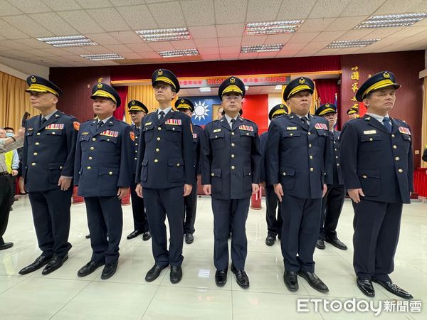 ▲高雄市警察局高階警官交接典禮，同天卻發生重大竊案             。（圖／記者吳世龍攝）