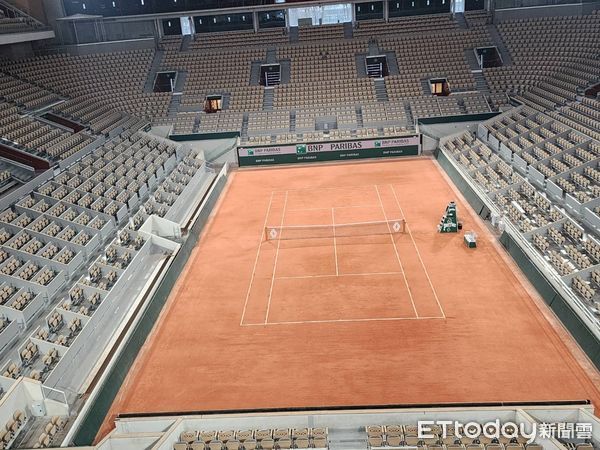 ▲巴黎奧運網球賽在法網主球場羅蘭加洛斯球場（Stade de Roland Garros）             。（圖／記者歐建智攝）