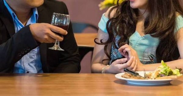 日本女網友建議女性被問「喜歡吃什麼」時，可以回答軟糖，這樣完美避開又不失禮貌。（示意圖／翻攝自pixabay）